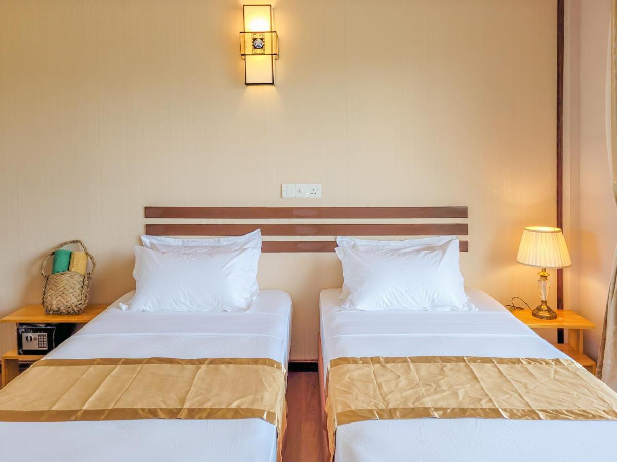 Amazing View Guest House Thoddoo Buitenkant foto